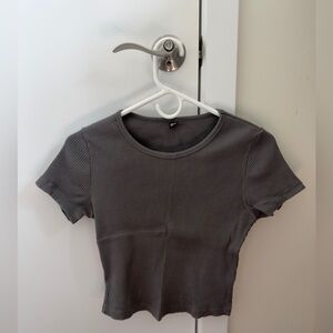 Uniqlo Ribbed Cropped Short Sleeve T-Shirt
